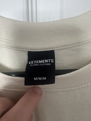 VETEMENTS Limited Edition Beige Logo Graphic Crew Neck Short Sleeve Tee M