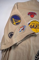 NBA Team Logos Graphic T Shirt XXL Bulls Lakers Knicks Heat Beige