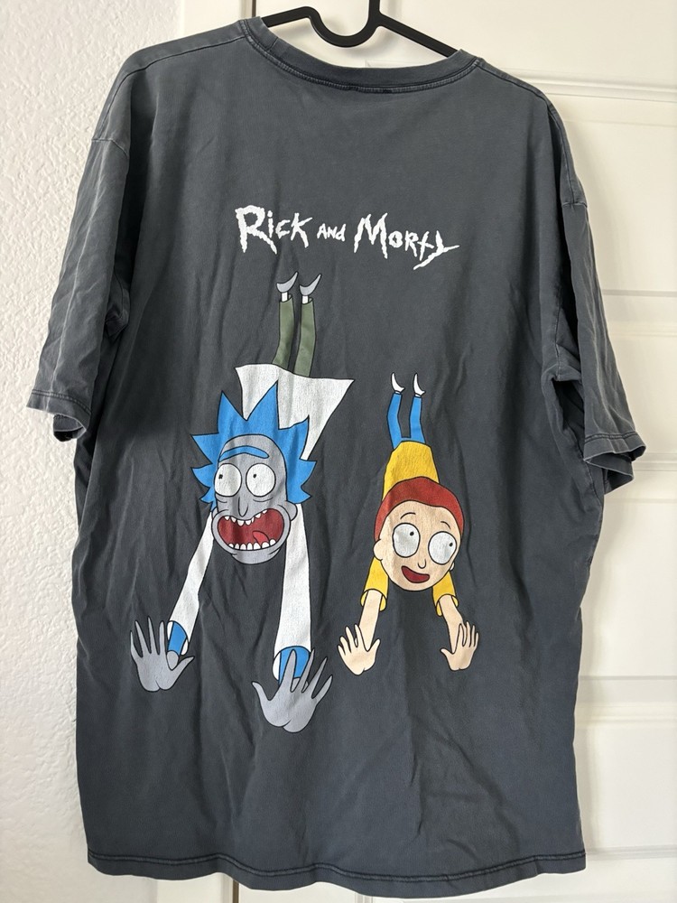 Rick and Morty gray t-shirt Men L-XL