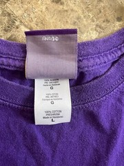 official Disney’s Aladdin Purple & Gold Logo T-shirt adult size Large