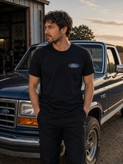Ford F-150 Pickup Truck Graphic Tee Vintage 4×4 Truck Retro Style Unisex T-Shirt