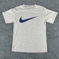 Nike T-Shirt Mens Size Small Grey Loose Fit Short Sleeve Swoosh Logo Athletic