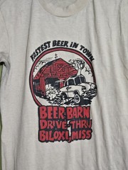 VTG 1980’s 1990’s BEER BARN BILOXI MS DRIVE THRU T SHIRT SIZE SMALL 34-36