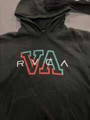 RVCA Set Of Items LARGE (5)