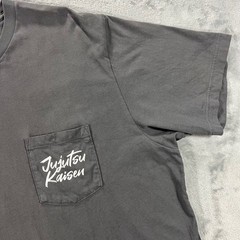 UNIQLO Jujutsu Kaisen Pocket Tee Mens XL Gray Good Satoru Gojo Anime 341-440682