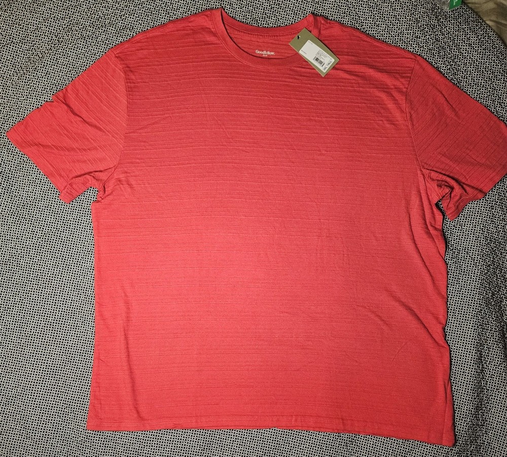 Good Fellow and Co Men’s Tshirt Size 3XLT Red Has Texture See Photo
