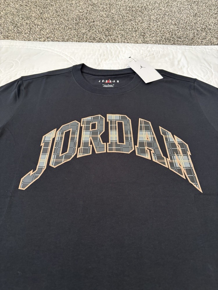 Nike Air Jordan Shirt MJ All Over Print Black Large Short Sleeve New With Tag