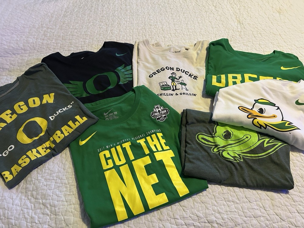 7 Oregon Duck Shirts. Size 2X Worn But Still Lots Of Life Remaining!
