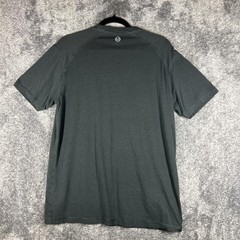 Tasc Shirt Mens M Gray Bamboo Performance Crewneck Short Sleeve Moisture Wicking
