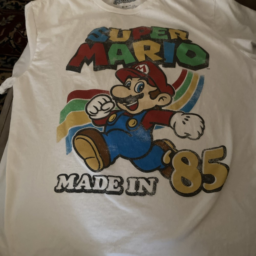 Super Mario Made in 85 t-shirt | Men’s medium – 0049-1D