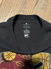 MTV x Miami Heat “I Want My Heat” Vintage Style Graphic Tee Black Size Large