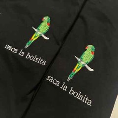 Perico Stitched Shirt parakeet Saca La Bolsita Embroidered T-Shirt