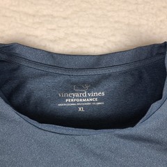 Vineyard Vines Performance Shirt Mens XL Dark Blue Crewneck Athletic T-Shirt