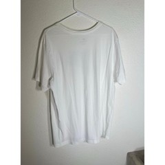 Nike XL white T-Shirt w/black Nike design-used good