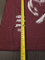 Marvel Spider-Man Web Shooting T-Shirt Burgandy Size Medium