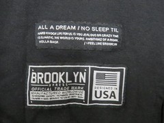 Brooklyn Xpress Men’s Black T-Shirt XL 100% Cotton Crew Neck Zipper Pocket NWOT