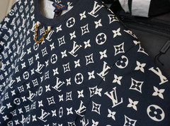 Retail $1160 Authentic LOUIS VUITTON Monogram T-Shirt Navy White Men XS