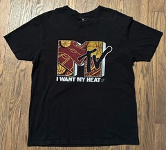 MTV x Miami Heat “I Want My Heat” Vintage Style Graphic Tee Black Size Large
