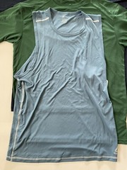Mix Brands Men’s Lot of 4 Training T-Shirts Athletic tank Gym Size L
