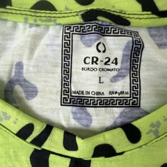 CR24 Animal Pattern Gradient UNISEXt shirt Size M