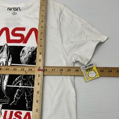 NASA Space Shuttle Astronaut USA Graphic T Shirt Men’s M Medium White