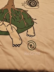 North Face Online Ceramics Shirt White / Cream Regrind Turtle Tortoise Size L