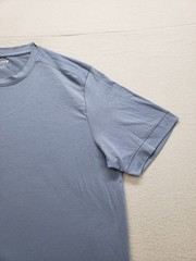 Old Navy Active Men Shirt L Light Blue Crew Neck Flat Front Pullover Casual Tee