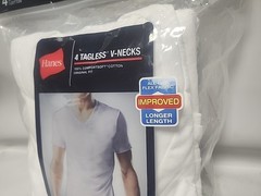 Hanes Tee Shirt Mens Medium 38-40 Wicking Cool Comfort 4 Tagless White V-Neck