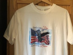LAND OF THE FREE HOME OF THE BRAVE TSHIRT WHITE SIZE LARGE