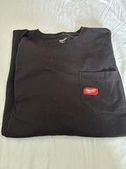 Milwaukee Black Cotton Pocket T-Shirt Crew Neck Long Sleeve Men’s Size L
