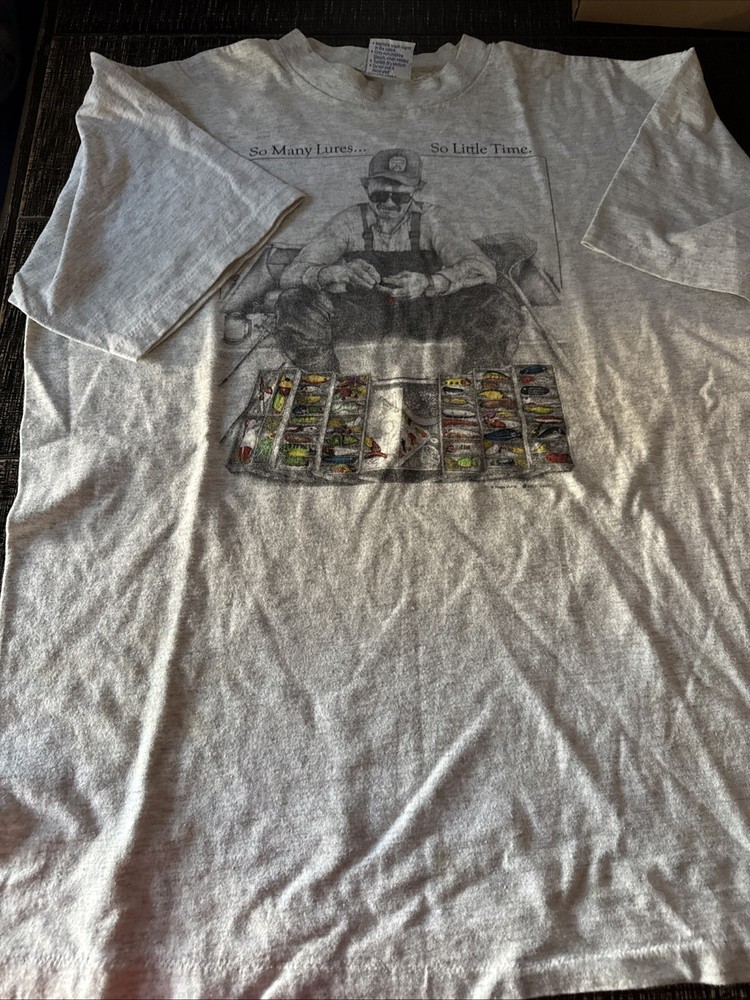 Vintage “So Many Lures So Little Time” Fishing Graphic T Shirt Men’s Size XL USA
