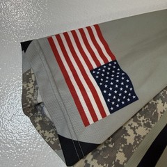 DRASH Official Teamwear The Warfighters Choice US ARMY Large shirt American Flag