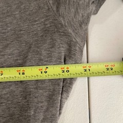 Apt 9 Shirt Men’s Large Gray V-Neck Short Sleeve Solid Basic Premier Flex Top