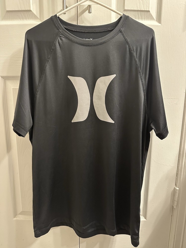 Hurley Black Short Sleeve Surf T-Shirt Logo Front Crew Neck Rashguard Mens L