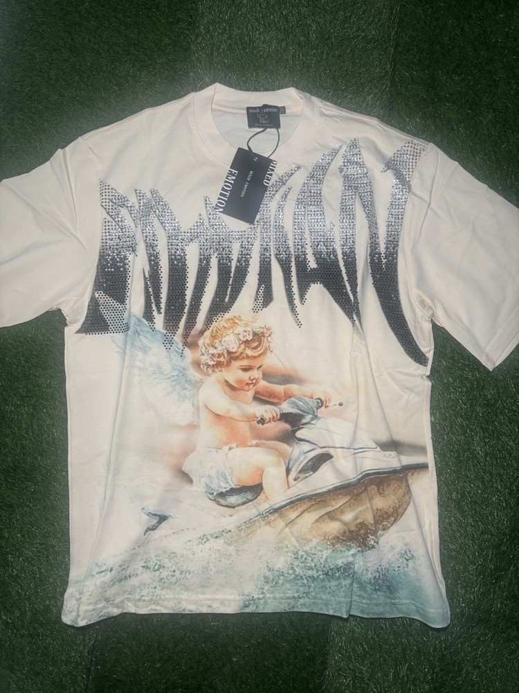 Mixed Emotion Men’s Beige Angel Graphic Rhinestone Crew Neck T-Shirt Size M