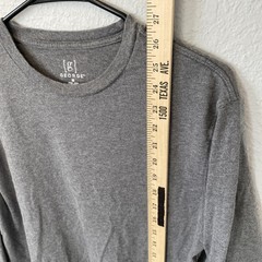 George Mens T-Shirt Size M Gray Crew Neck Long Sleeves . #S