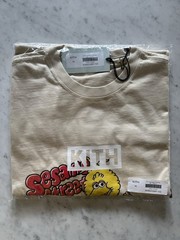 Kith X Sesame Street Shirt Medium