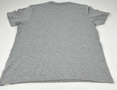 Sun + Stone Men’s Whitney Chest Stripe T-Shirt in Grey-XL
