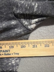 LEVI’S CLASSIC GRAPHIC STANDARD FIT T-SHIRT Size L Thin Airy Gray Distressed Men