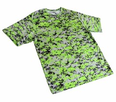 Badger Sport T Shirt Mens 2XL Green Digital Camo Short Sleeve Crew Neck
