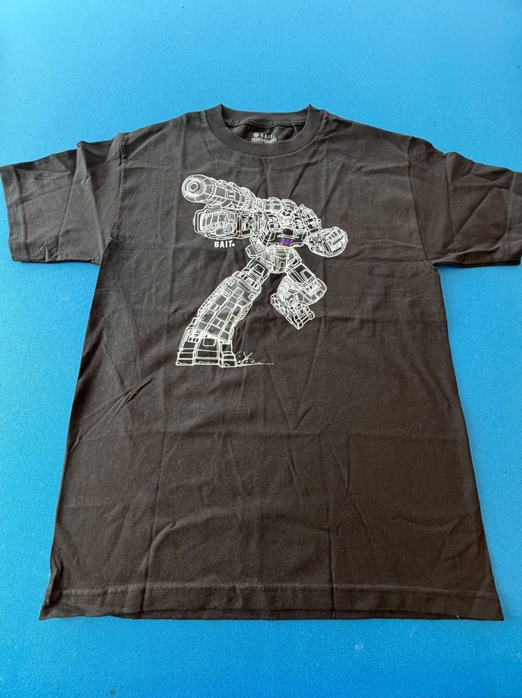 BAIT Transformers Graphic T-Shirt Medium Black