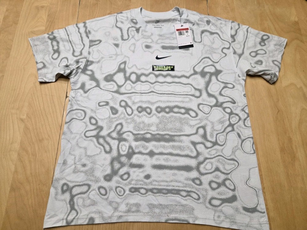 Nike All Over Print Abstract Graphic Shirt Mens Large Gray Loose Fit Swoosh NWT