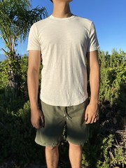 NWT Buck Mason Men’s Tee White Sand Venice Wash Slub Cotton Curved Hem T shirt