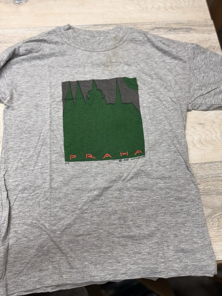 Praha Prague Graphic Tee Czech Republic T-Shirt Women’s Small