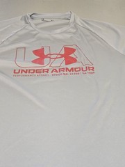 Under Armour Mens T-shirt Size XL grey T Shirt NEW POLYESTER