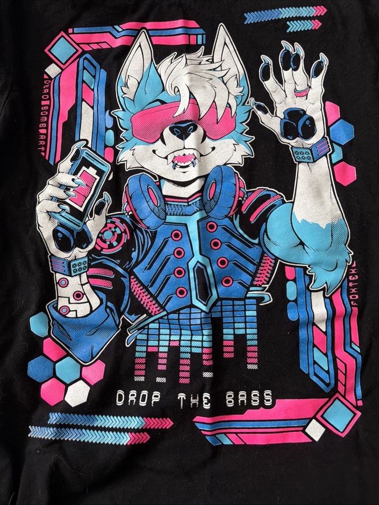 T-shirt “Drop The Bass” Black Tree With 100% Cotton