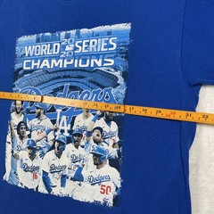 LA Dodgers Men’s Graphic T-Shirt Blue Size Large 2020 World Series Champions
