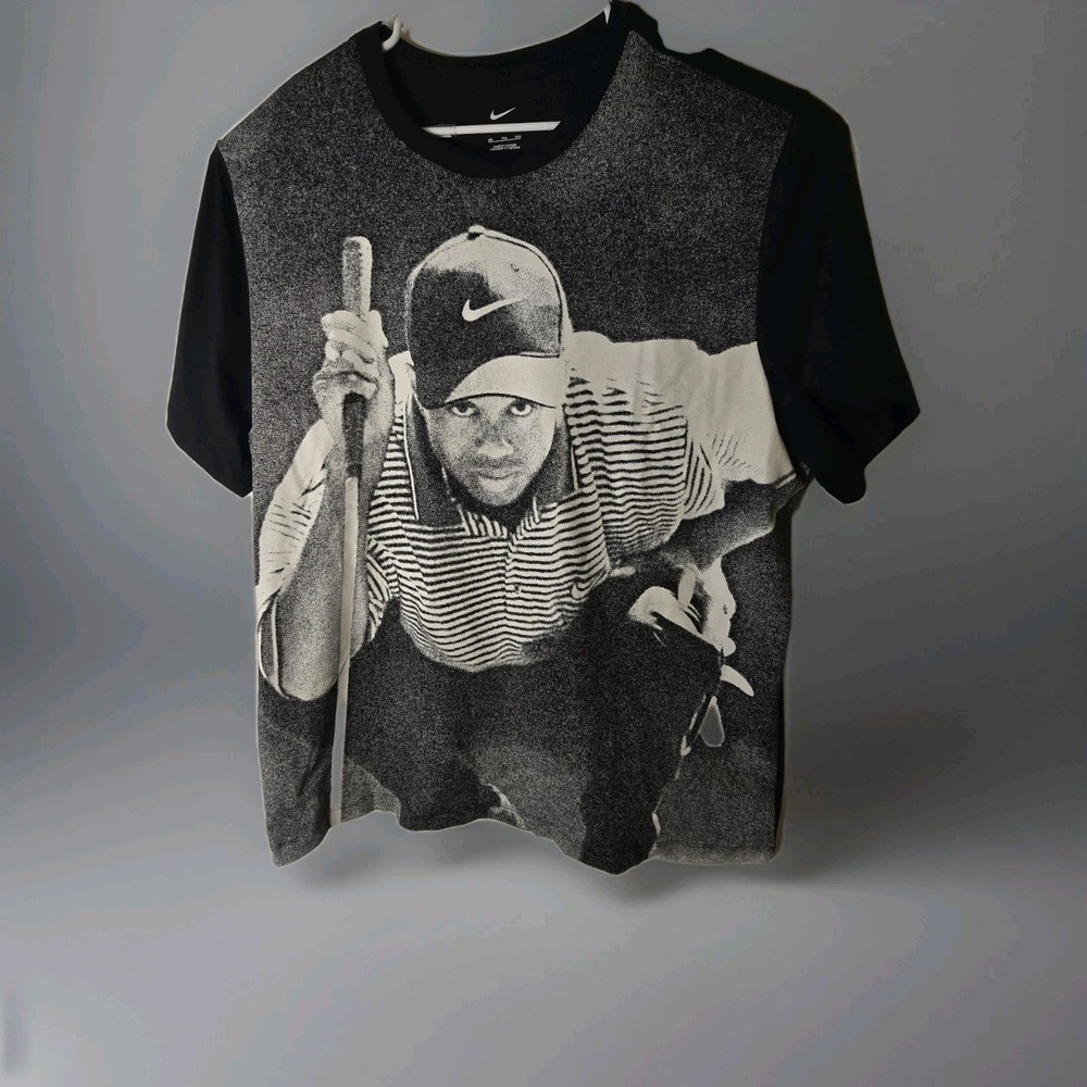 Nike Golf Tiger Woods Poster T-Shirt Black DQ8129-010 Men’s Size XXL