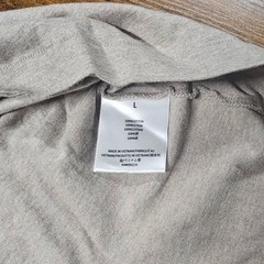 Fear of God Essentials Oversized T-Shirt Men’s L Silver Cloud Beige Center Logo
