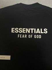 Fear of God ESSENTIALS Men’s M Black Logo Graphic Crew Neck Short Sleeve Tee